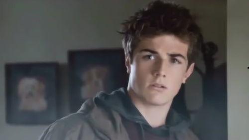 求介绍搞笑的电影,盘点年度十大爆笑喜剧电影